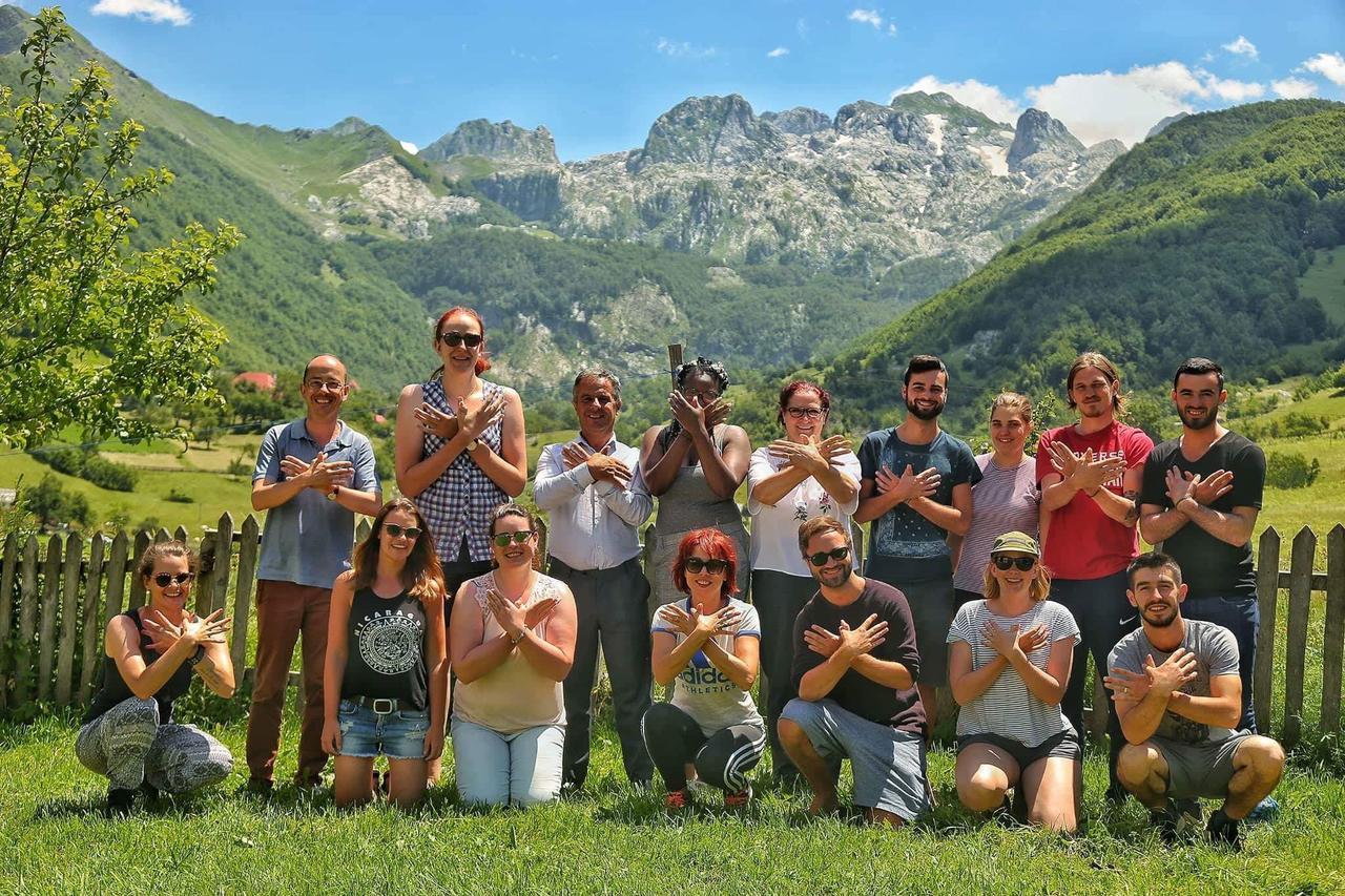 Guesthouse Alpini Lepushe Zewnętrze zdjęcie